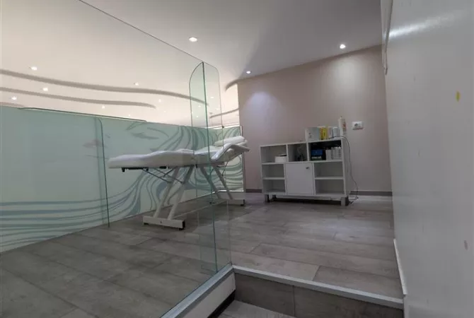 Shitet ambient biznesi Duplex + Garazh tek Golden Park