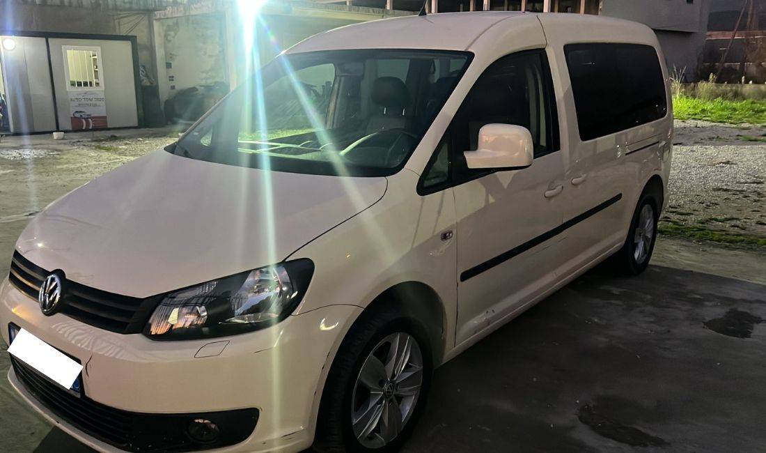 Makin me qera ne Rinas Tirane - Volswagen Caddy duke filluar nga 45 euro ne dite