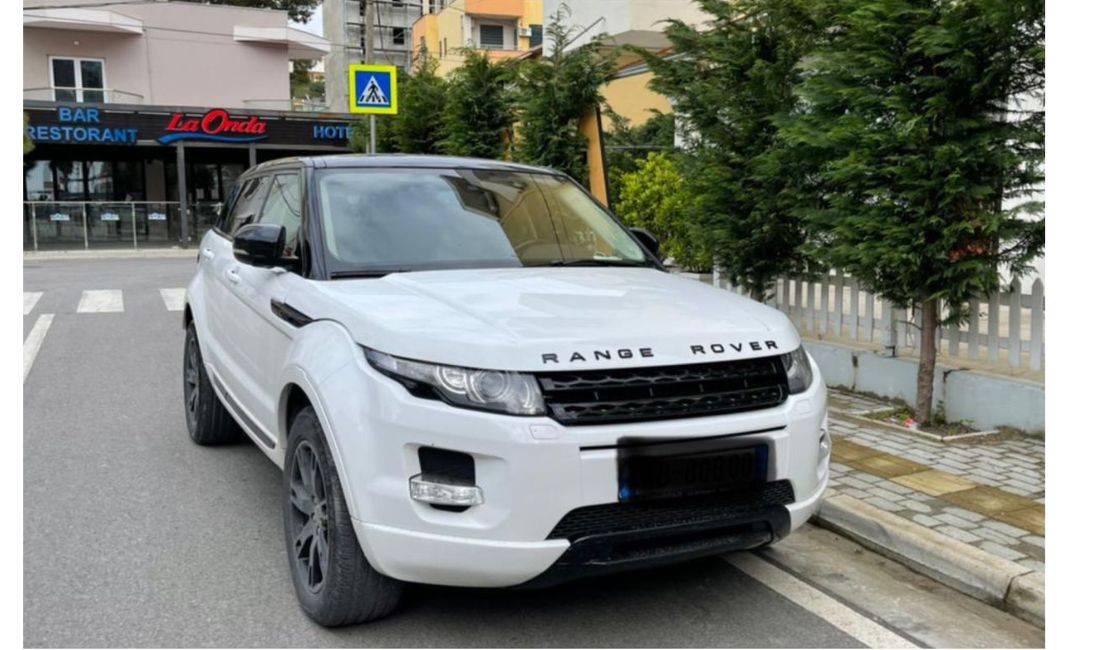 Jepet me qera Range Rover Evoque duke filluar nga 100 euro dita
