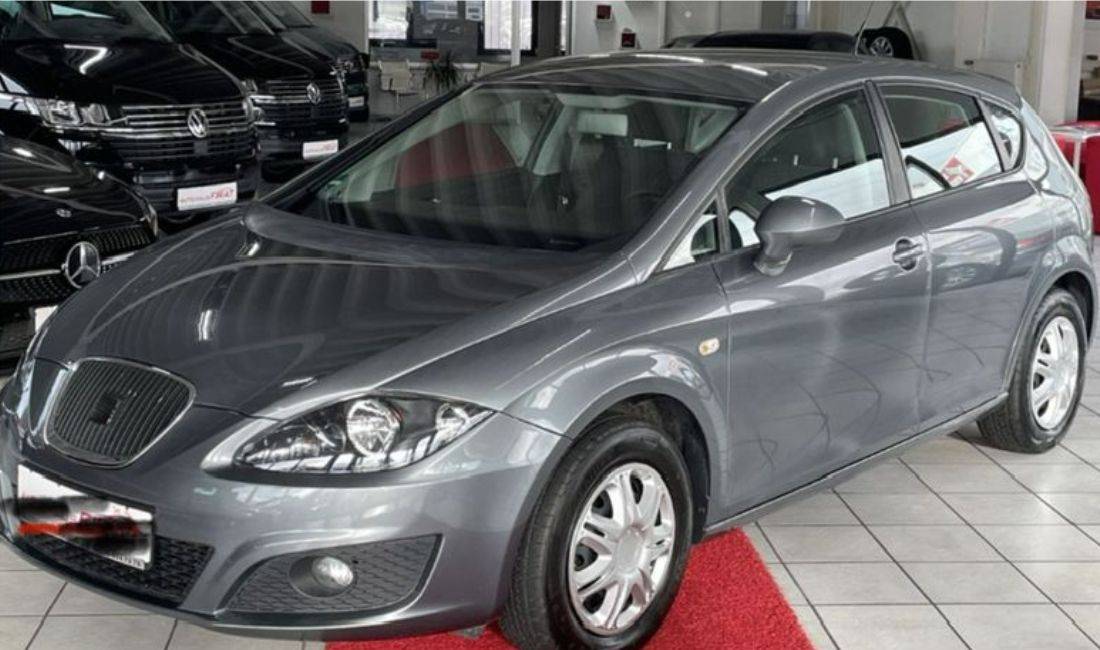 Jepet me qera Seat Leon duke filluar nga 30 euro dita
