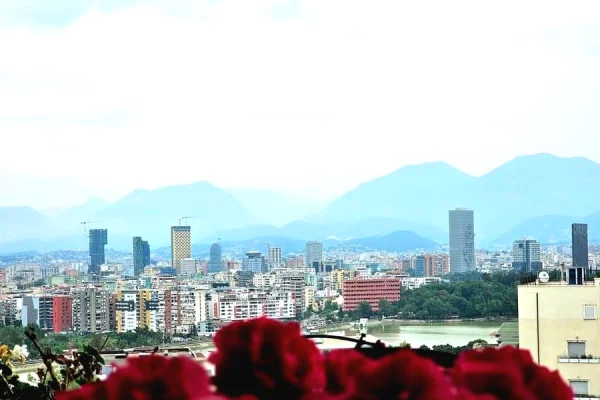 Casa in vendita 2+1 a Tirana - 335,000 Euro