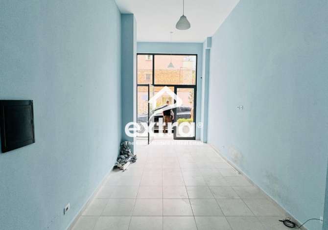 Ambient biznesi me qera 3+1 ne Tirane - 35,000 Leke