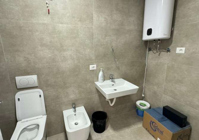 Zyre per qira tek LakeView Residence!