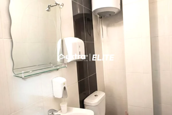 🔥 Jepet Zyre me Qira + Post Parkimi 🔥 Pazari i Ri, Tirane