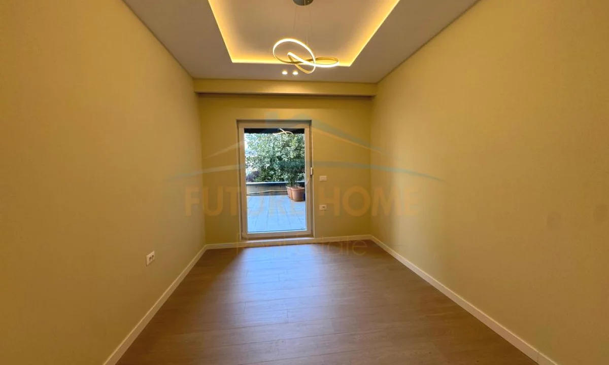 Shtepi ne shitje Apartament ne Tirane, 2+1, Mobilimi Bosh, pa mobiluar, Pagesa 230,000  Euro.