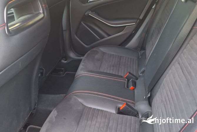 Auto in Vendita a Scutari - 19,000 Euro