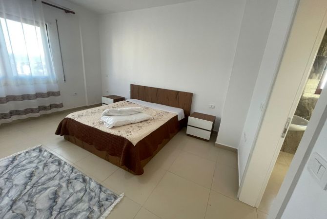 Shtepi me qera Apartament ne Tirane, 2+1, Mobilimi E mobiluar, Pagesa 35,000  Leke.