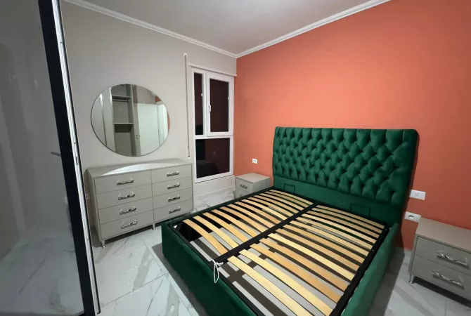 Shtepi me qera Apartament ne Tirane, 1+1, Mobilimi E mobiluar, Pagesa 550  Euro.
