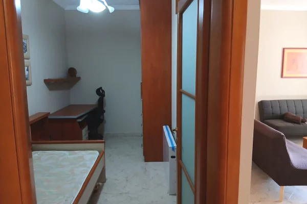 Shtepi me qera Apartament ne Tirane, 2+1, Mobilimi E mobiluar, Pagesa 85,000  Leke.