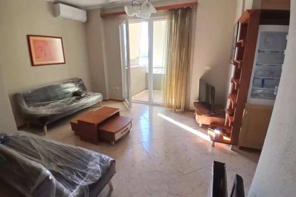 Shtepi me qera Apartament ne Tirane, 2+1, Mobilimi E mobiluar, Pagesa 85,000  Leke.