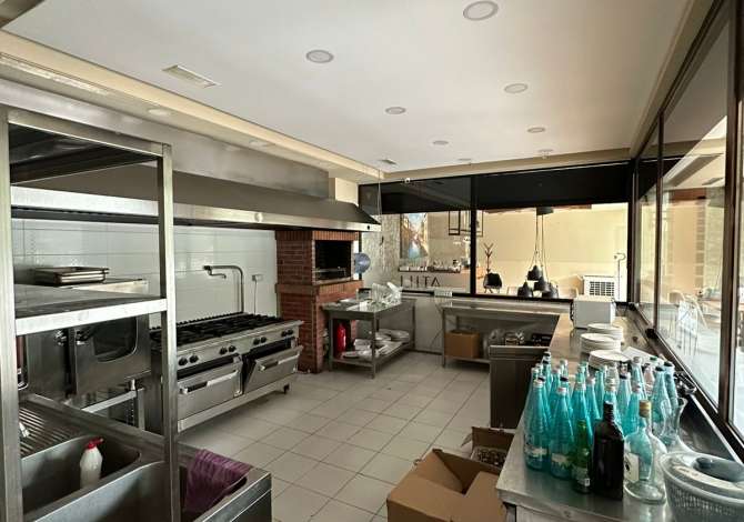 Ambient biznesi me qera 1+1 ne Tirane - 4,000 Euro