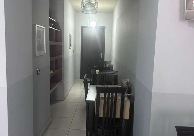 Jepet me qera ambjent biznesi tek Stadiumi Dinamo