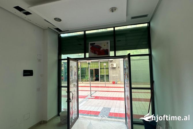 Business Property in Sale 1+1 in Tirana - 25,000 Euro