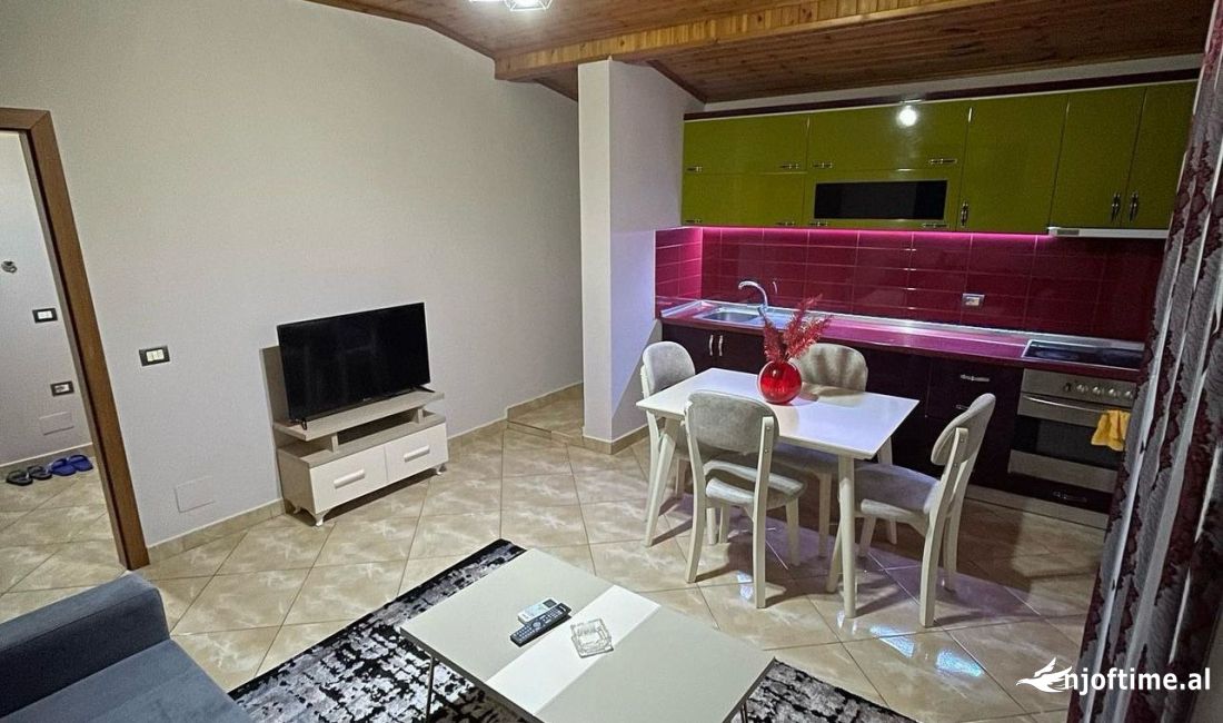 Shtepi me qera Apartament ne Tirane, 1+1, Mobilimi E mobiluar, Pagesa 500  Euro.