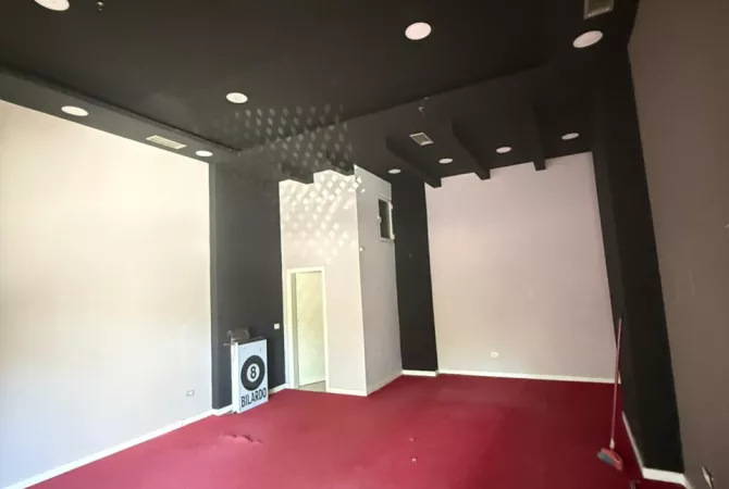 Business Property for Rent 1+1 in Tirana - 650 Euro