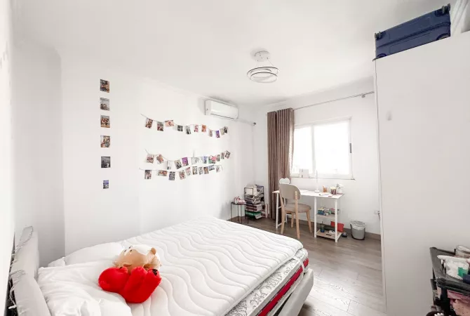 Shtepi me qera Apartament ne Tirane, 2+1, Mobilimi E mobiluar, Pagesa 700  Euro.