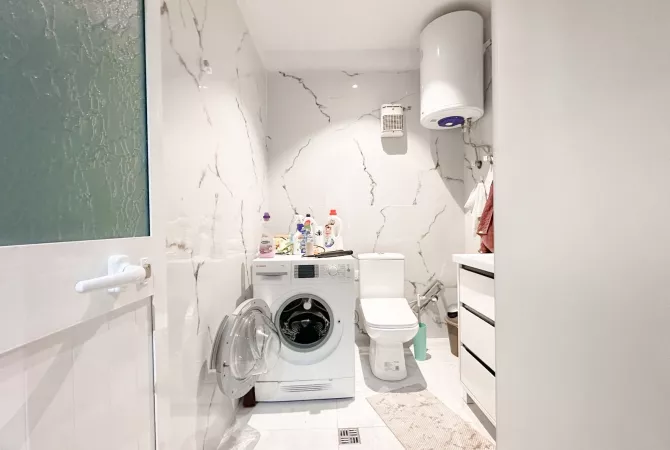 Shtepi me qera Apartament ne Tirane, 2+1, Mobilimi E mobiluar, Pagesa 700  Euro.