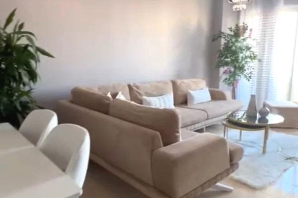 Shtepi me qera Apartament ne Tirane, 1+1, Mobilimi E mobiluar, Pagesa 350  Euro.