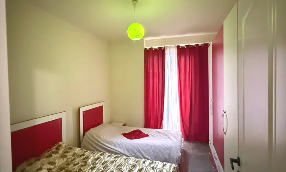 Shtepi me qera Apartament ne Tirane, 2+1, Mobilimi E mobiluar, Pagesa 450  Euro.