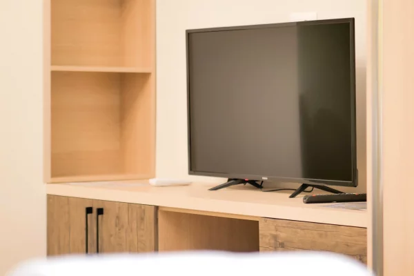 Shtepi me qera Apartament ne Tirane, 2+1, Mobilimi E mobiluar, Pagesa 1,200  Euro.