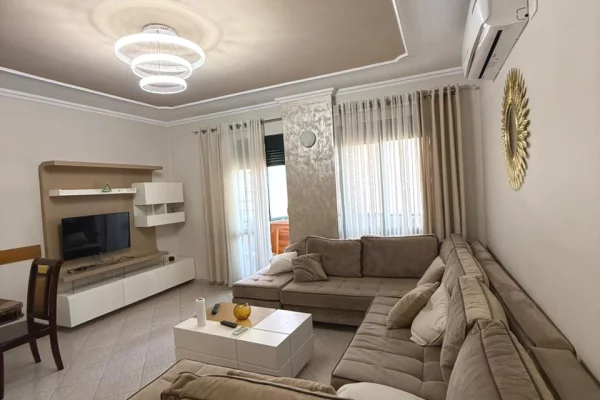 Jepet me qira apartament 2+1 perball Deliorgjit 
