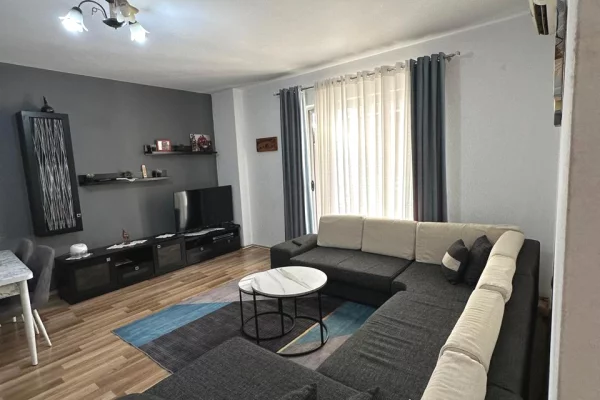 Shtepi ne shitje 1+1 ne Tirane - 83,000 Euro