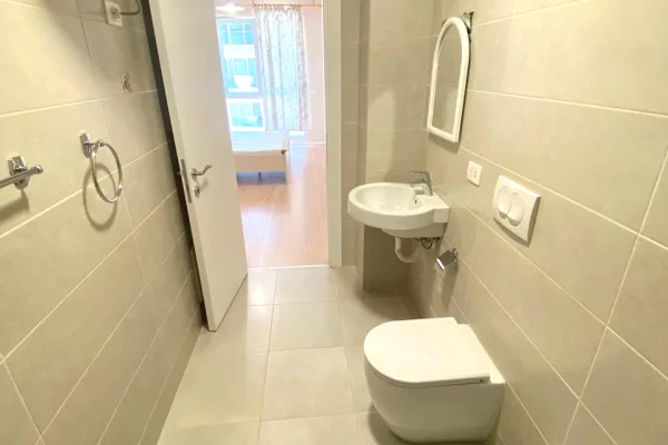 Shtepi me qera Apartament ne Tirane, 2+1, Mobilimi E mobiluar, Pagesa 750  Euro.
