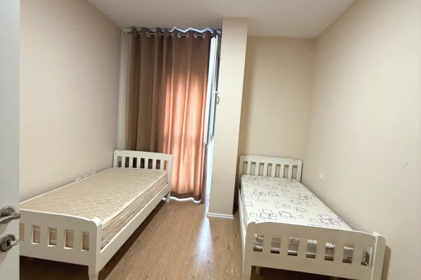 Shtepi me qera Apartament ne Tirane, 2+1, Mobilimi E mobiluar, Pagesa 750  Euro.