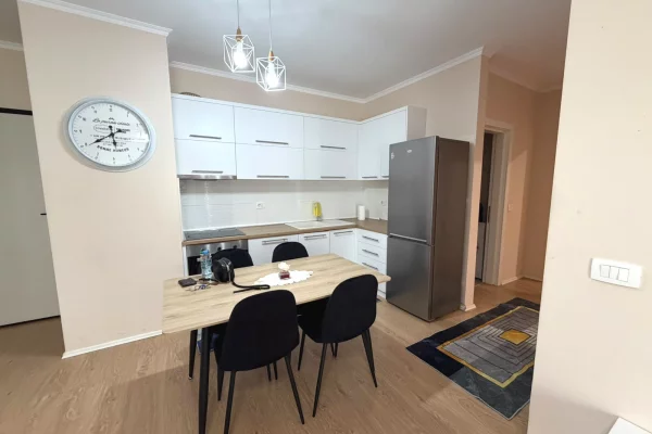 Shtepi me qera Apartament ne Tirane, 2+1, Mobilimi E mobiluar, Pagesa 750  Euro.