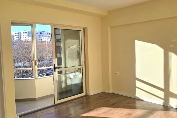 Ambient biznesi me qera , qender 