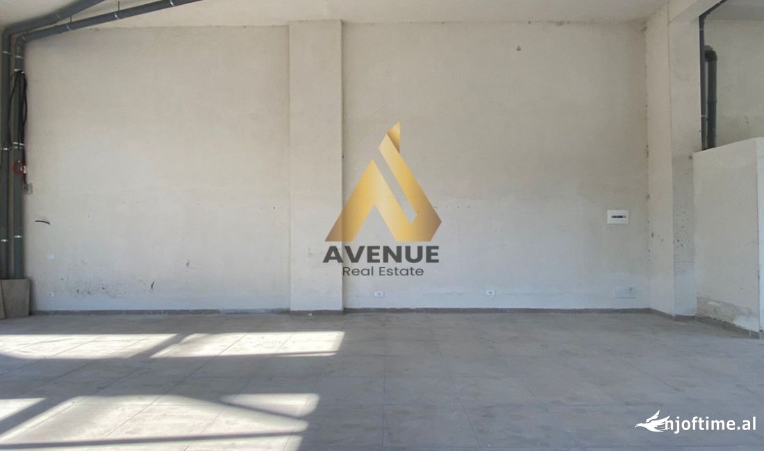 SHITET AMBIENT KOMERCIAL TEK ISH PRO FARMA, TIRANE  