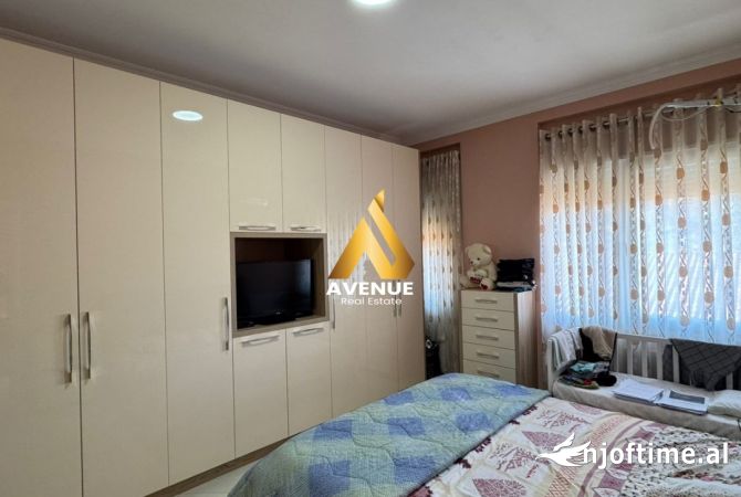 Appartamento in vendita a Tirana 3+1, Arredato