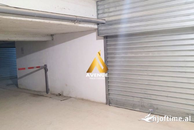 Ambient biznesi ne shitje 4+1 ne Tirane - 18,000 Euro