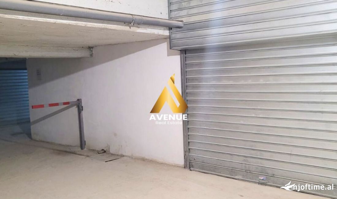 SHITET GARAZH 20 M2  ALI DEMI TIRANE 