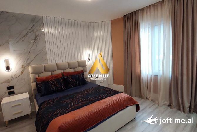 Shtepi me qera Apartament ne Tirane, 2+1, Mobilimi E mobiluar, Pagesa 2,000  Euro.