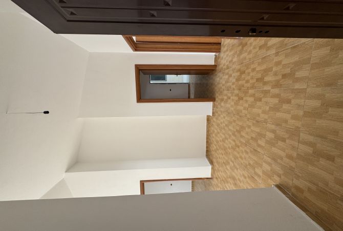 SHITET APARTAMENT 3+1+2+ VERANDE  NE FRESK, TIRANE     