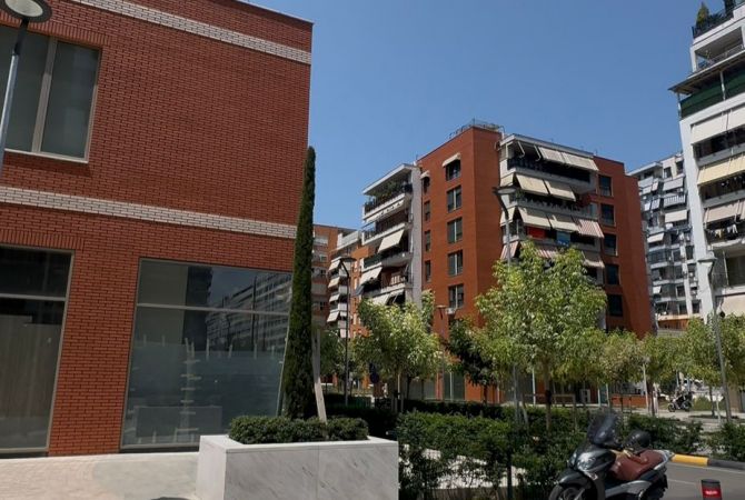 JEPET ME QERA APARTAMENT LUKSOZ 2+1+2, KOMPLEKSI DELIJORGJI, TIRANE