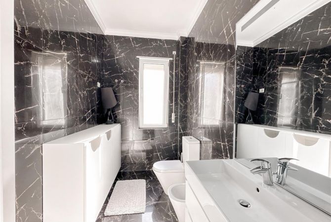 Appartamento in vendita a Tirana 3+1, Arredato