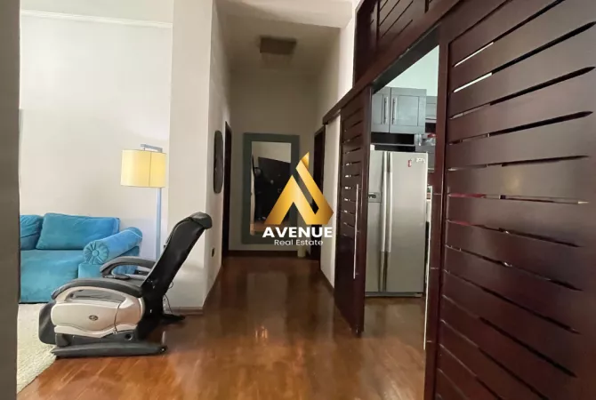 Shtepi me qera Apartament ne Tirane, 2+1, Mobilimi E mobiluar, Pagesa 1,300  Euro.