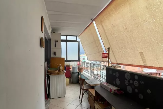 Appartamento in vendita a Tirana 2+1, Arredato