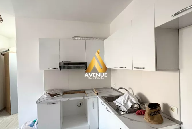 Shtepi ne shitje Apartament ne Tirane, 1+1, Mobilimi Pjeserisht e mobiluar, Pagesa 9,135,000  Leke.