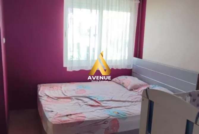 Shtepi me qera Apartament ne Tirane, 2+1, Mobilimi E mobiluar, Pagesa 450  Euro.