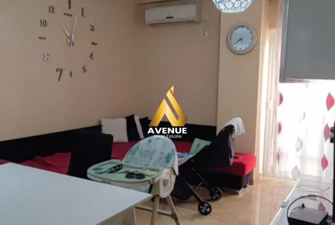 Shtepi me qera Apartament ne Tirane, 2+1, Mobilimi E mobiluar, Pagesa 450  Euro.