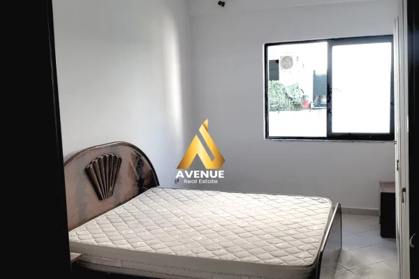 Shtepi me qera Apartament ne Tirane, 2+1, Mobilimi Bosh, pa mobiluar, Pagesa 30,000  Leke.