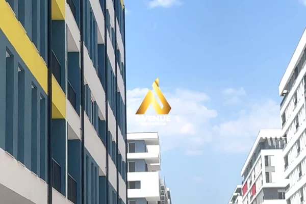 Shtepi ne shitje Apartament ne Tirane, 2+1, Mobilimi Bosh, pa mobiluar, Pagesa 120,000  Euro.