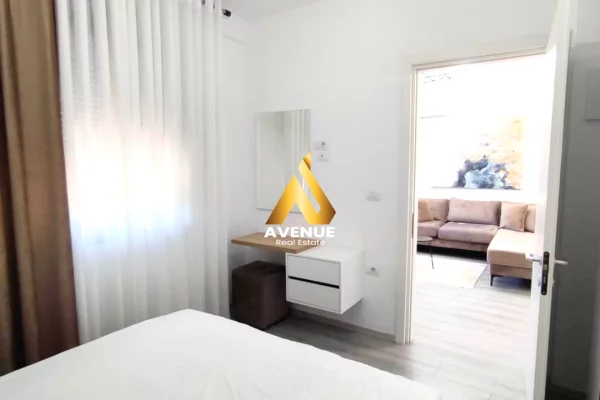 Shtepi me qera Apartament ne Tirane, 1+1, Mobilimi E mobiluar, Pagesa 450  Euro.