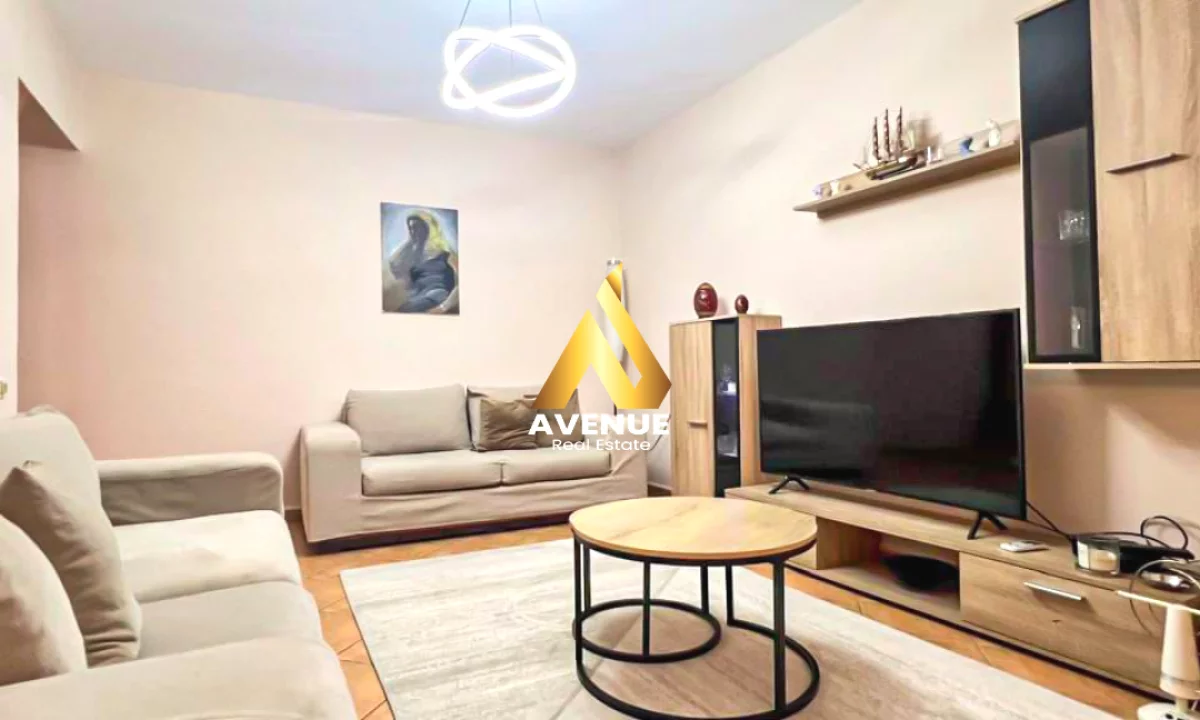 Shtepi me qera Apartament ne Tirane, 2+1, Mobilimi E mobiluar, Pagesa 70,000  Leke.