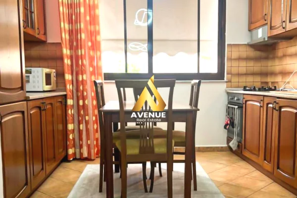 Shtepi me qera Apartament ne Tirane, 2+1, Mobilimi E mobiluar, Pagesa 70,000  Leke.