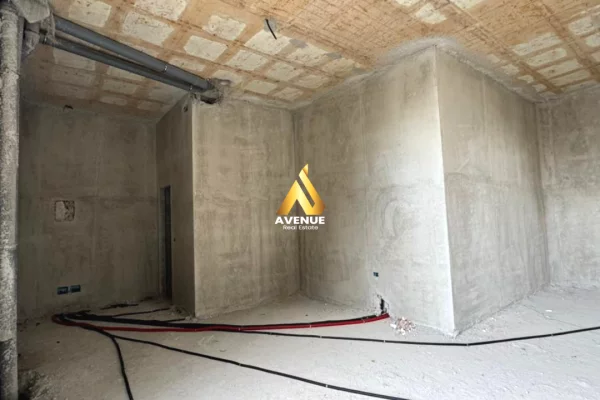 Business Property in Sale 1+1 in Tirana - 225,000 Euro