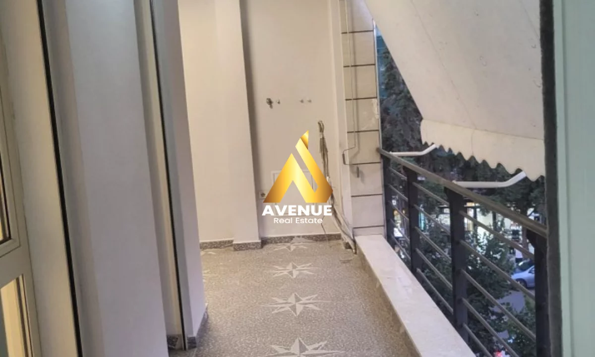 Shtepi me qera Apartament ne Tirane, 2+1, Mobilimi Bosh, pa mobiluar, Pagesa 650  Euro.